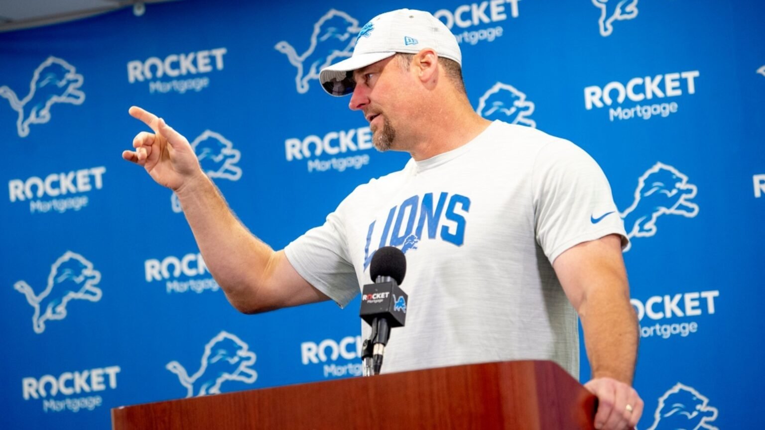 Lions HC Dan Campbell