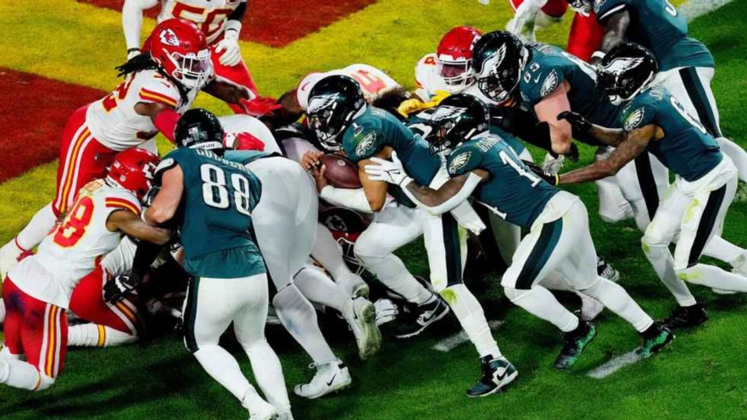 Rams’ Sean McVay Hates It, But Eagles’ Zack Baun Refuses to Back Down from Tush Push Debate Philadelphia Eagles Tush Push
