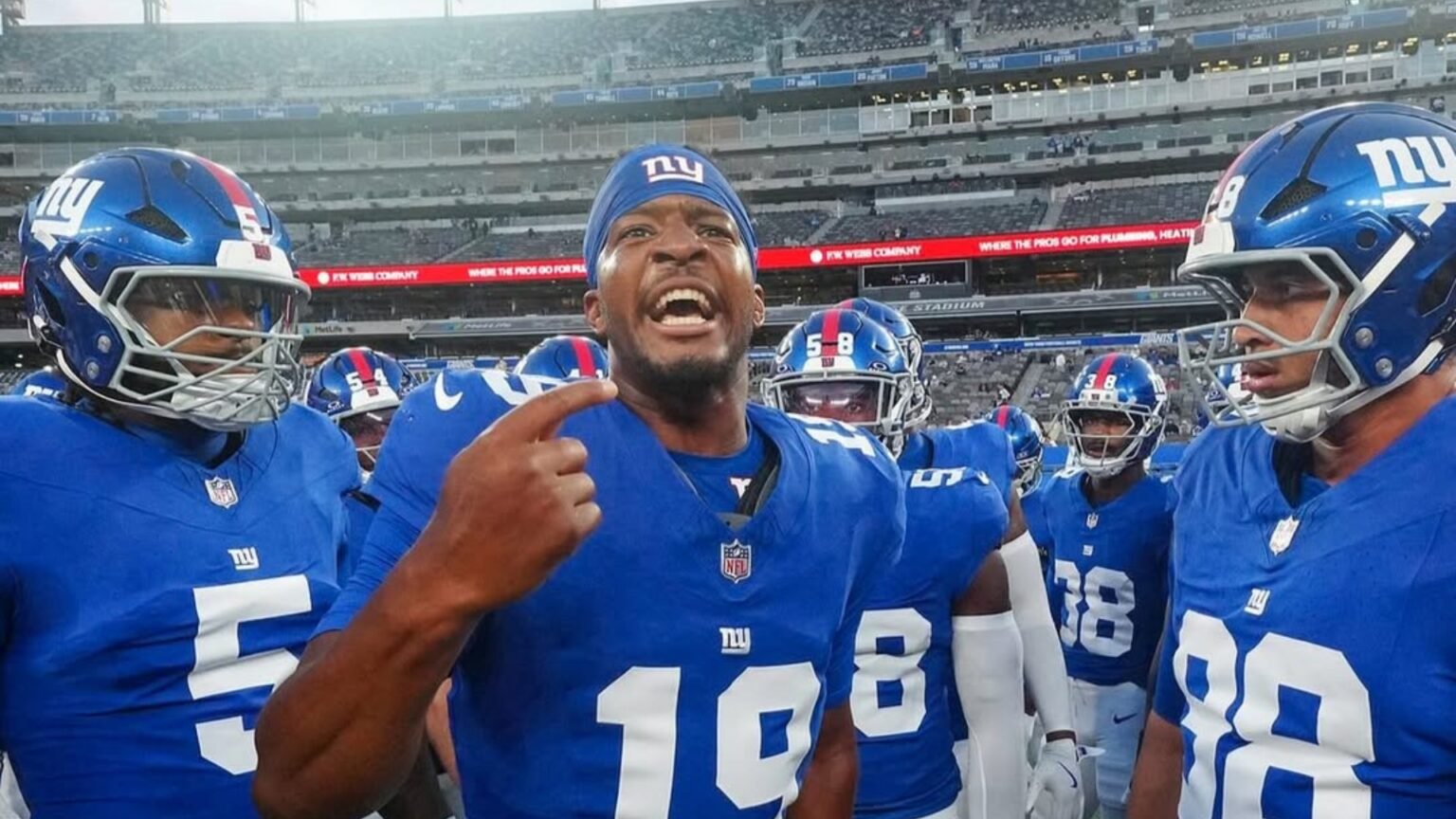 Giants’ Jameis Winston Clears Air on QB3 Role as Competition Heats Up with Russell Wilson and Jaxson Dart New York Giant Quarterback Jameis Winston