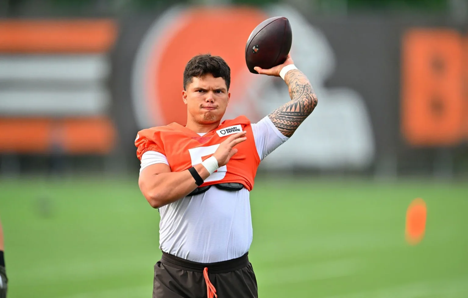 Quarterback Dillon Gabriel #5 of the Cleveland Browns warms up during training camp at CrossCountry Mortgage Campus on July 26, 2025 in Berea, Ohio.