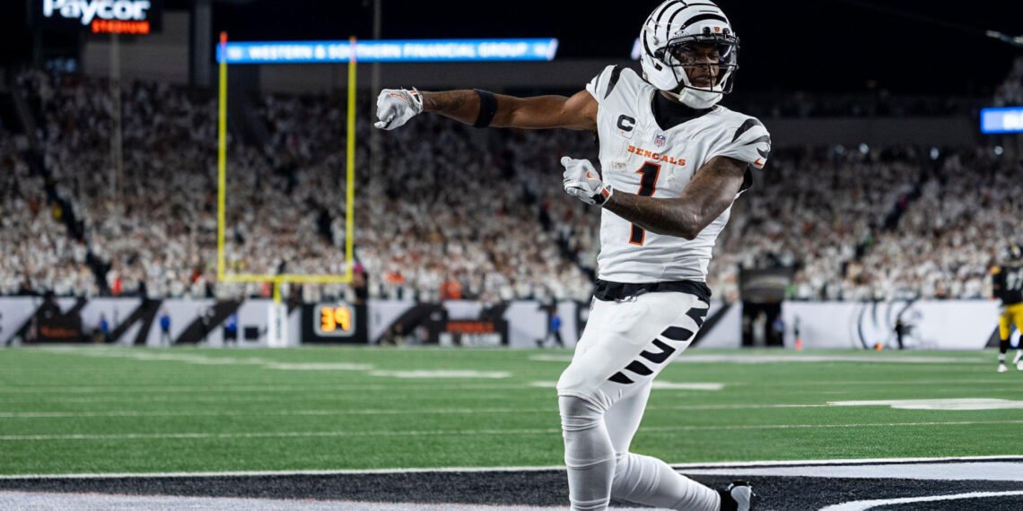 Ja'Marr Chase #1 of the Cincinnati Bengals celebrates after a touchdown during an NFL football game Pittsburgh Steelers at Paycor Stadium on October 16, 2025 in Cincinnati, Ohio. (Photo by Michael Owens/Getty Images)