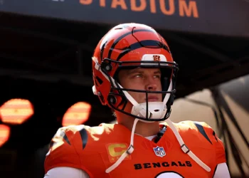 Joe Burrow #9 of the Cincinnati Bengals prepares to run out to the field prior to the start of the NFL 2025 game against the Jacksonville Jaguars at Paycor Stadium on September 14, 2025 in Cincinnati, Ohio. (Photo by Kirk Irwin/Getty Images)