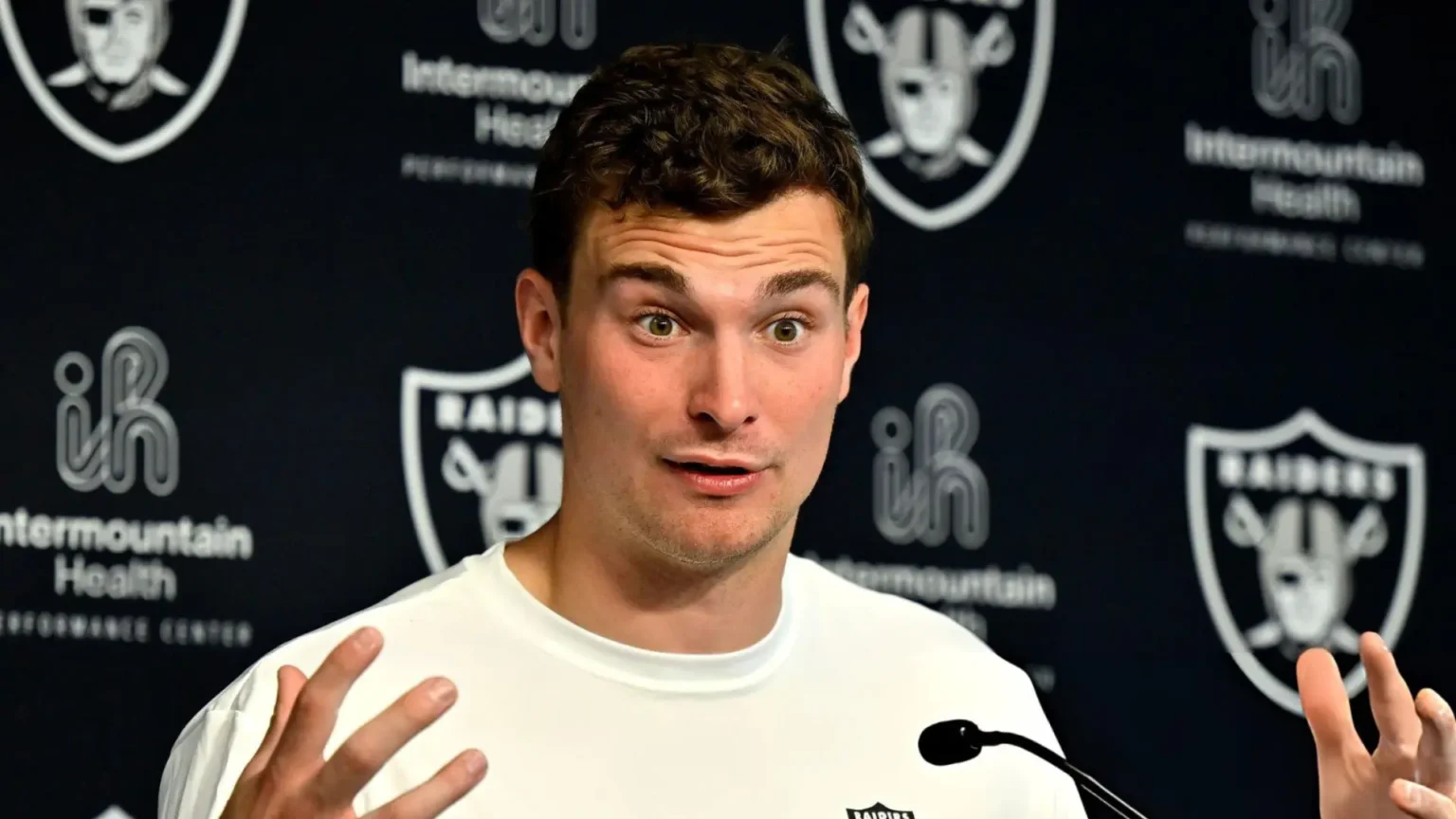 Raiders’ Fernando Mendoza says he won’t donate to Indiana’s NIL fund, chooses Multiple Sclerosis instead Fernando Mendoza