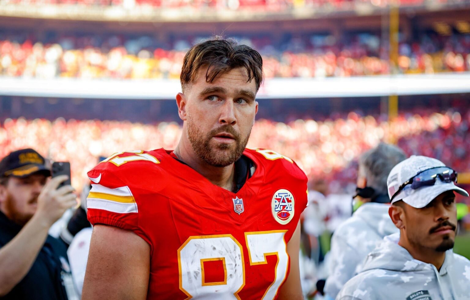 Chiefs’ Travis Kelce takes hit in ESPN’s 2026 NFL tight end rankings amid retirement rumors travis Kelce