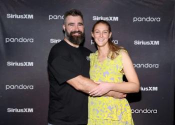 Jason Kelce and Kylie Kelce